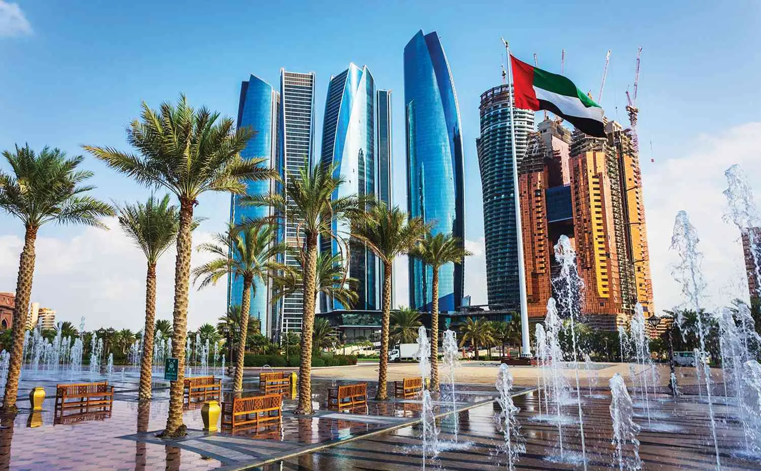 الإمارات تعتمد حزمة مبادرات لدعم القطاع الصناعي الوطني وتعزيز التنافس